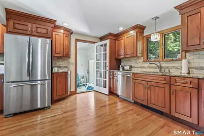 24 Bracewood Road, Waterbury, CT 06706 - Photo 7