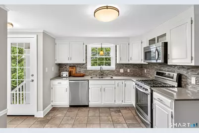 48 Wells Farm Drive, Wethersfield, CT 06109 - Photo 17