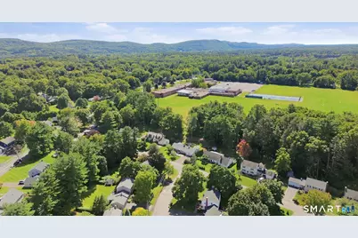 6 Cornfield Road, Simsbury, CT 06070 - Photo 37