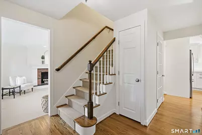 6 Cornfield Road, Simsbury, CT 06070 - Photo 5
