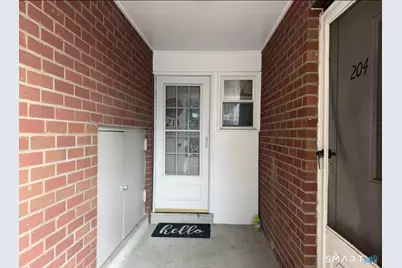 213 West Walk #213, West Haven, CT 06516 - Photo 3