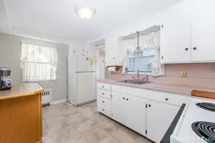 48 Ellsworth St, Newington, CT 06111 - Photo 11