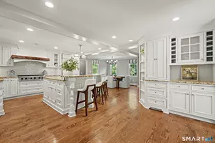 11 Greenbriar Ln, Wilton, CT 06897 - Photo 3