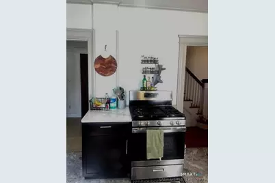 16 Holbrook Court, Ansonia, CT 06401 - Photo 11