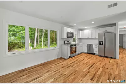 19 Fawn Drive, Woodbridge, CT 06525 - Photo 7