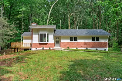 19 Fawn Drive, Woodbridge, CT 06525 - Photo 1