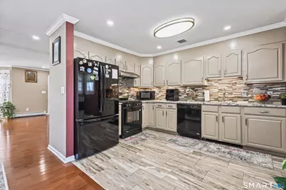 10 Carle Road, Branford, CT 06405 - Photo 9
