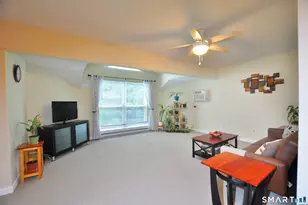 90 Wellington Dr, Farmington, CT 06032 - Photo 3