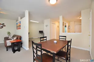 90 Wellington Dr, Farmington, CT 06032 - Photo 9