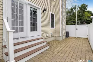 331 Knapps Hwy, Fairfield, CT 06825 - Photo 17