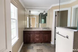 331 Knapps Hwy, Fairfield, CT 06825 - Photo 11