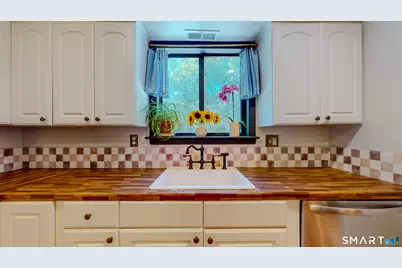 54 Whitmore Lane #3, Stamford, CT 06902 - Photo 5