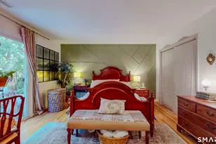 54 Whitmore Ln, Stamford, CT 06902 - Photo 23