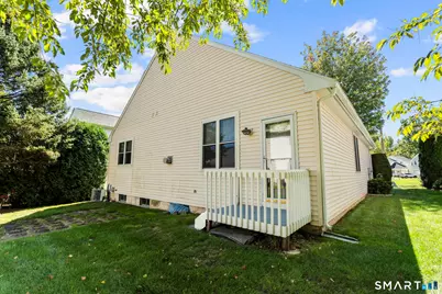 43 Pepper Bush Lane, Newington, CT 06111 - Photo 29