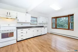 115 Chapman St, Windham, CT 06226 - Photo 7