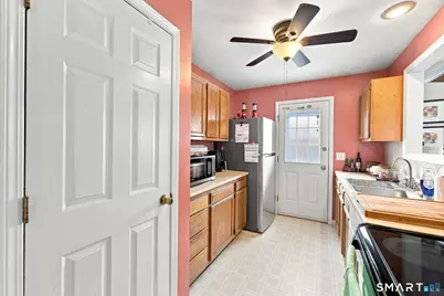 17-A Springside Avenue, Danbury, CT 06810 - Photo 9