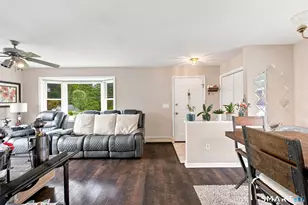 17 A Springside Ave, Danbury, CT 06810 - Photo 5