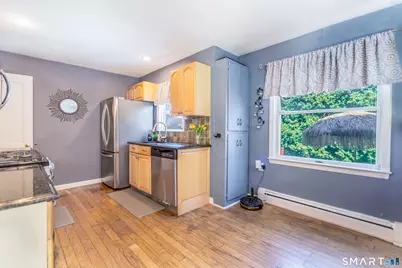 220 Castle Drive, Stratford, CT 06614 - Photo 7