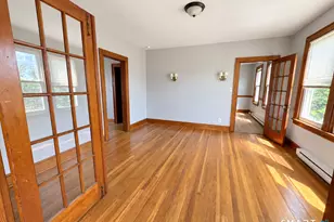 81 Chambers St, Waterbury, CT 06708 - Photo 5
