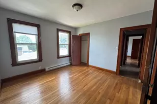81 Chambers St, Waterbury, CT 06708 - Photo 9