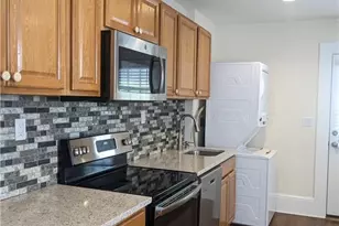 23 1/2 1st St, Norwalk, CT 06855 - Photo 7