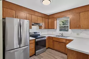 363 Scotland Rd, Norwich, CT 06360 - Photo 15