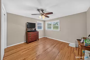 2 Batt Ln, East Haven, CT 06513 - Photo 19