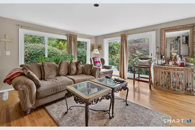 2 Batt Lane, East Haven, CT 06513 - Photo 5