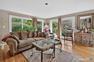 2 Batt Ln, East Haven, CT 06513 - Photo 5