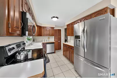 2 Batt Lane, East Haven, CT 06513 - Photo 11