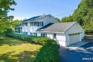 2 Batt Ln, East Haven, CT 06513 - Photo 1