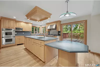 97 Wampus Way, Fairfield, CT 06825 - Photo 3