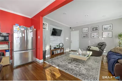8 Erwin Place #3rd Floor, New Britain, CT 06051 - Photo 3
