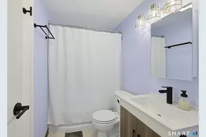 16 King Court, Enfield, CT 06082 - Photo 9