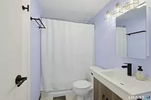 16 King Ct, Enfield, CT 06082 - Photo 9