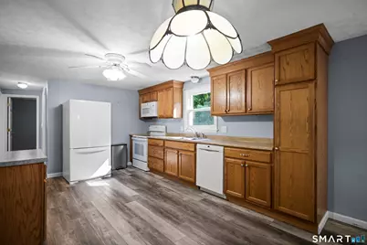 5 Belinda Lane, Enfield, CT 06082 - Photo 9