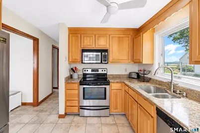 41 Springfield Road, Old Lyme, CT 06371 - Photo 11