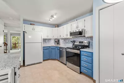 12 Wiggins Farm Drive #C, Simsbury, CT 06070 - Photo 7