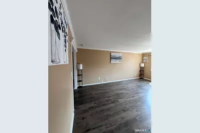 50 Greenhouse Road #18D, Bridgeport, CT 06606 - Photo 3