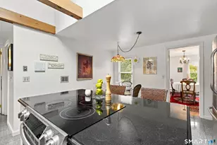 53 Two Mile Rd, Farmington, CT 06032 - Photo 7