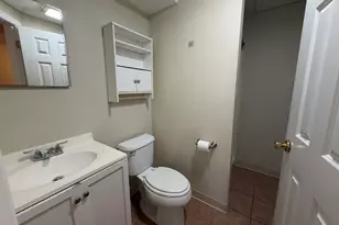 512 Townsend Ave, New Haven, CT 06512 - Photo 11