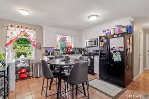 244 Bennett St, Bridgeport, CT 06605 - Photo 19