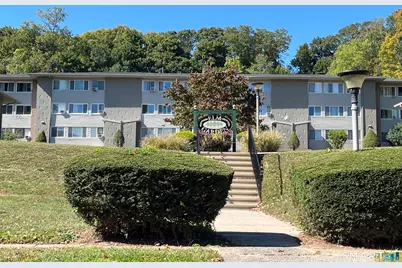 32 Sigwin Circle #32, Wallingford, CT 06492 - Photo 5