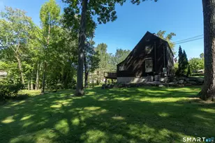 31 Old Barn Rd, Trumbull, CT 06611 - Photo 35