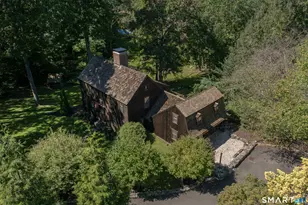 31 Old Barn Rd, Trumbull, CT 06611 - Photo 1