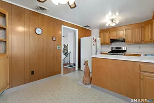 14 Hilltop Ave, Stamford, CT 06907 - Photo 7