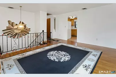 14 Hilltop Avenue, Stamford, CT 06907 - Photo 5