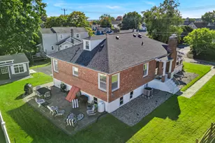 69 Niantic River Rd, Waterford, CT 06385 - Photo 31