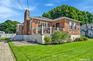 69 Niantic River Rd, Waterford, CT 06385 - Photo 1