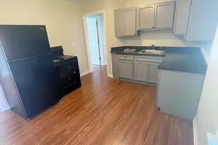 4 Willoughby St, Bristol, CT 06010 - Photo 5